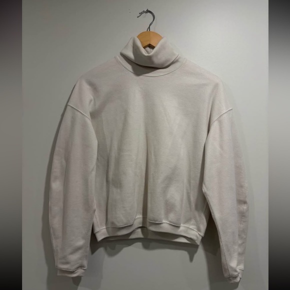 Uniqlo U brushed jersey turtleneck EUC size XS - Picture 2 of 3